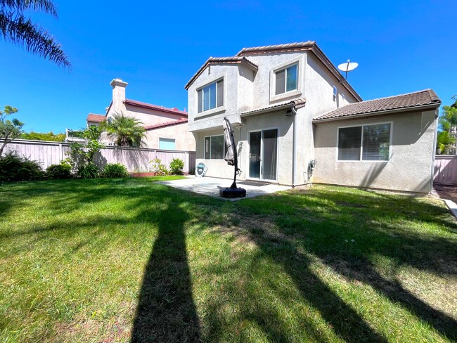 6079 Paseo Pradera