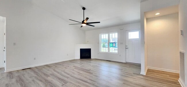 Photo - 3600 Navigator Dr