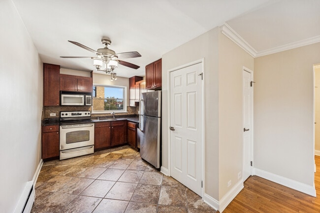 Photo - 1953 Euclid Ave Unit 205