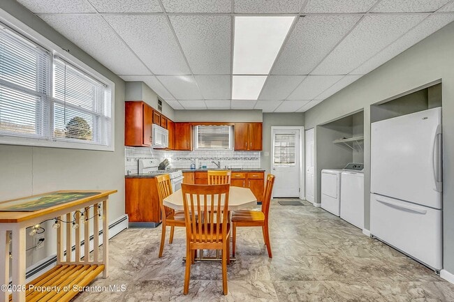 Photo - 801 Moosic Rd