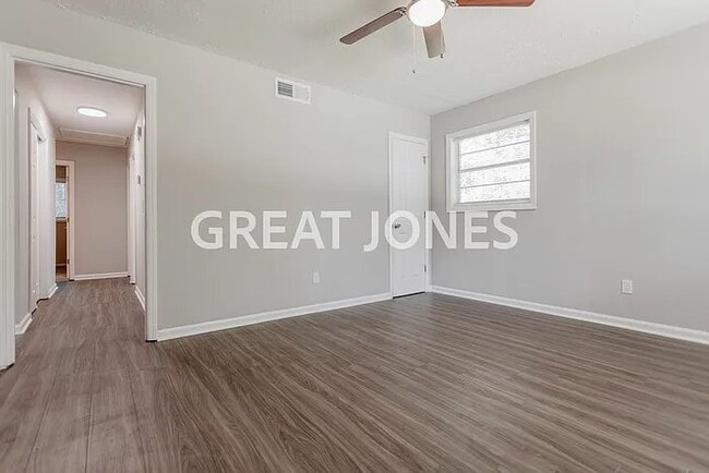 Photo - 5214 Dana Dr