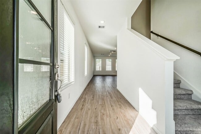 Photo - 1951 Foxtail Crk Ct