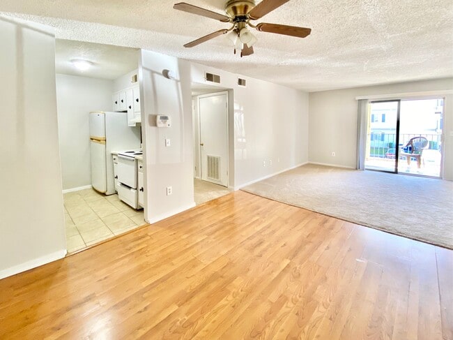 Photo - 1208 Bush River Rd