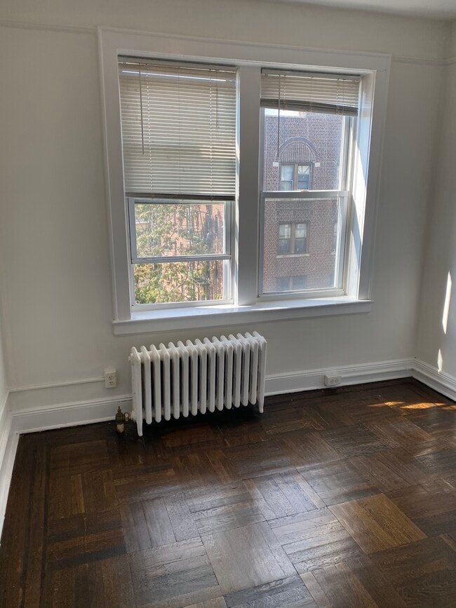 Photo - 42 Kelly Pky Unit 205