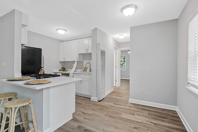 Open Kitchen