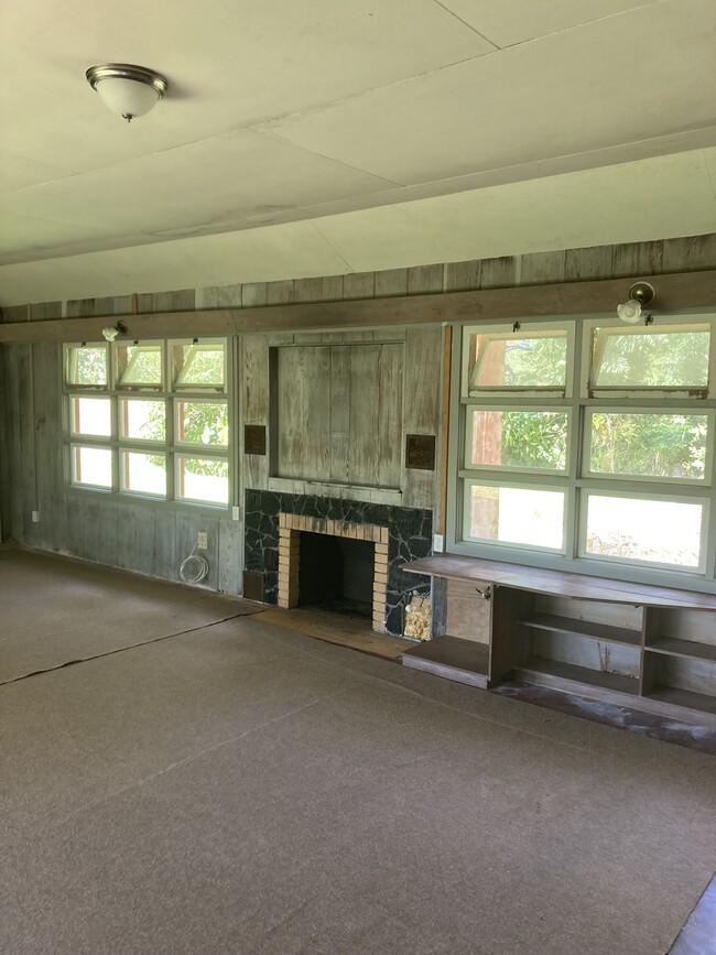 Photo - 600 Hoaka Rd