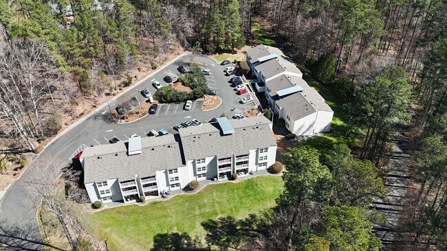 26 Holland Dr