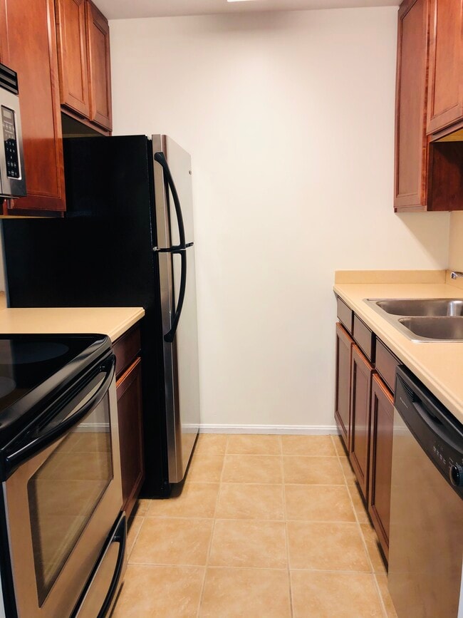 Photo - 100 Wild Oak Ln Unit 200