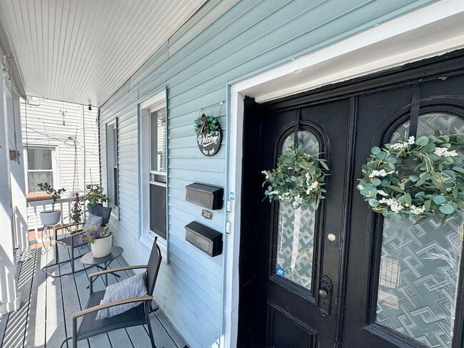 Building Photo - 24 Pamrapo Ave Unit 1