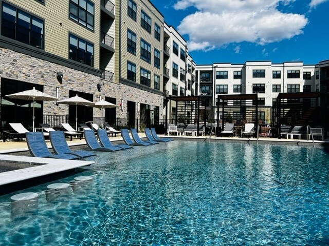 Pool, Spa & Sundeck - The Yards at Malvern Apartments