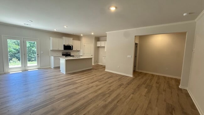 Photo - 6677 Parsons St