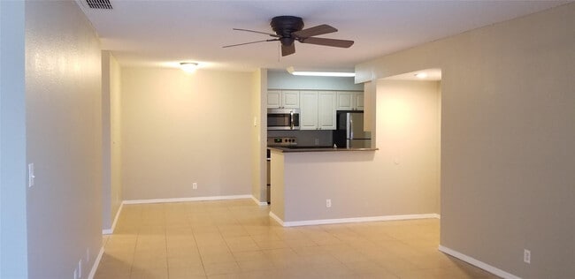 Photo - 2846 S University Dr Unit 4205