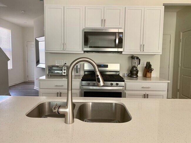 Photo - 13428 Dewpoint Ln