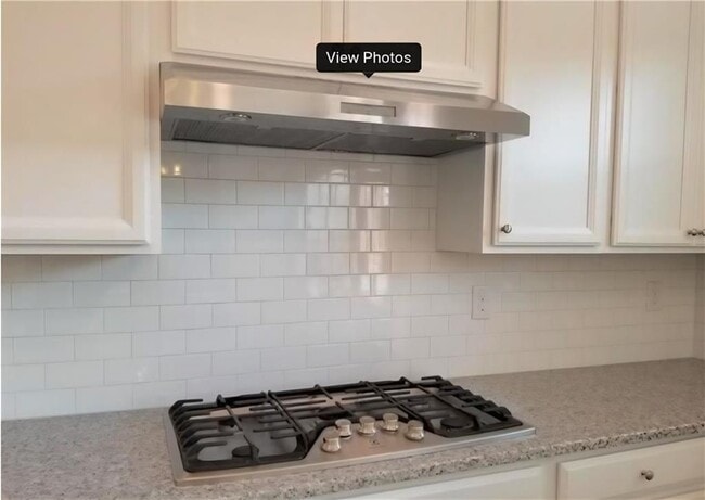 Photo - 880 Sunset Park Dr