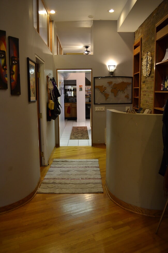 Photo - 1232 N Cleaver St Unit 001