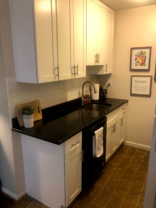 Photo - 950 25th St NW Unit 311