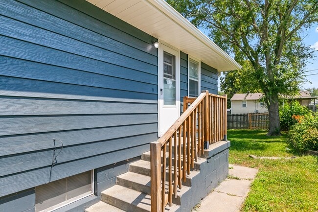 Photo - 7215 S 41st Ave