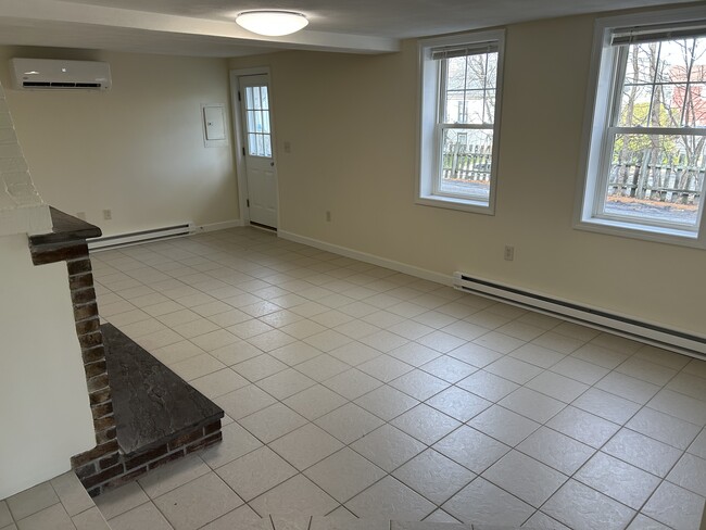 Photo - 182-186 Marlborough St