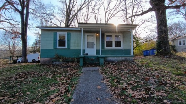 Building Photo - 307 California Ave