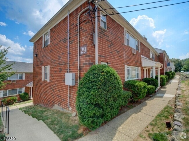 Building Photo - 2467 NJ-10 Unit 5A Rental