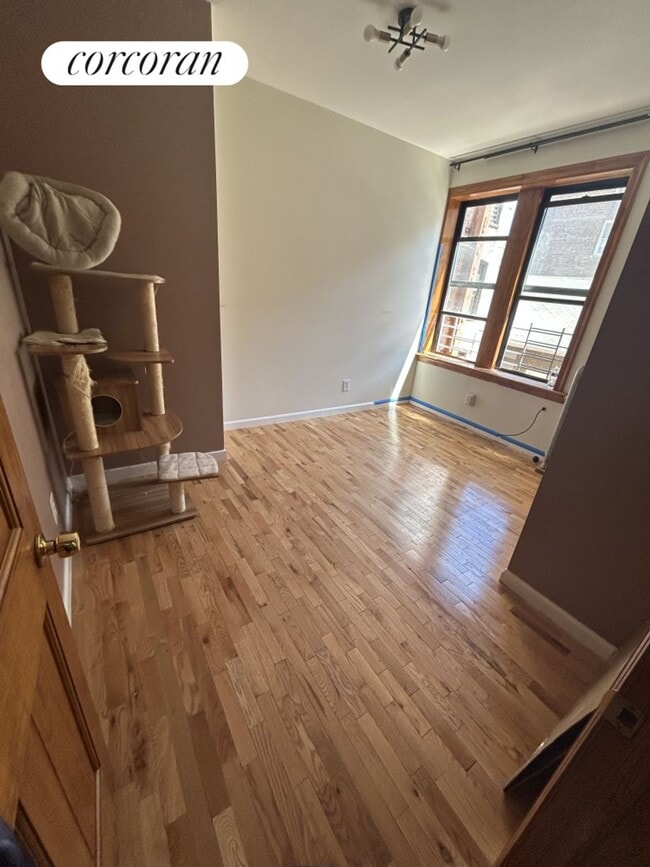 Photo - 2010 Ocean Ave Apartment