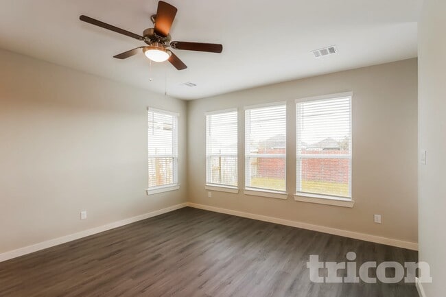 Photo - 2407 Foster Hl Rd