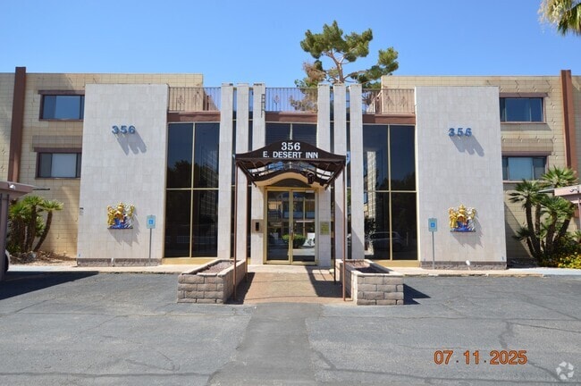 Building Photo - 356 E Desert Inn Rd Rental