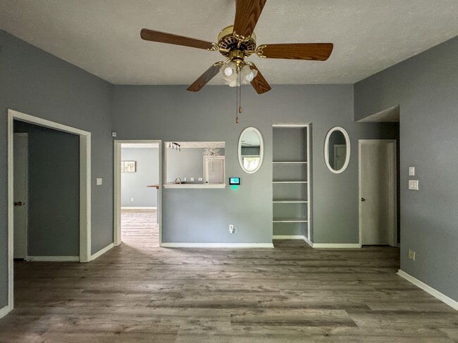 Photo - Charming 3 Bed 2 Bath Home with Fenced Yard