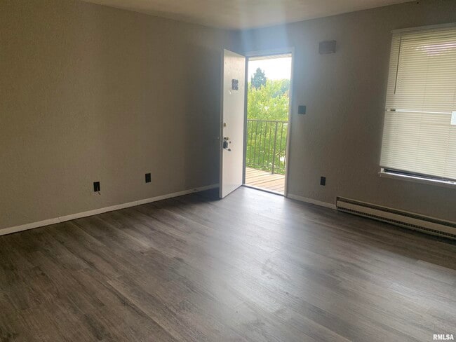 Photo - 3116 N Molleck Dr Unit B
