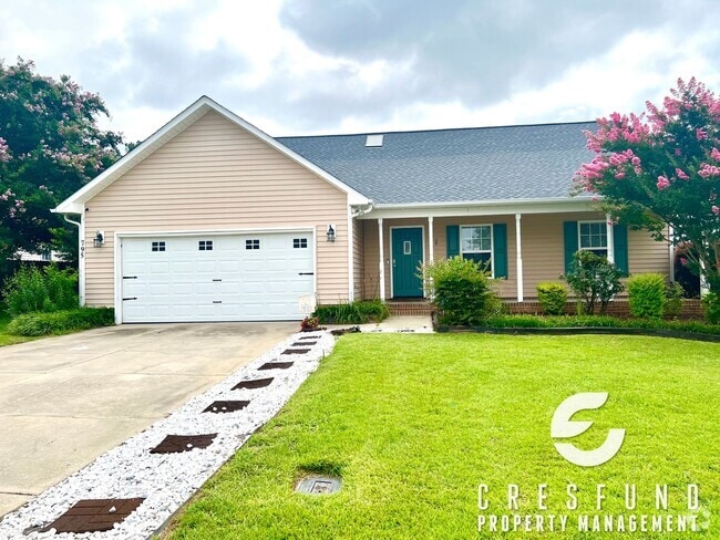 Building Photo - Coming Soon (End of July) 3Br 3 Bath Locat... Rental