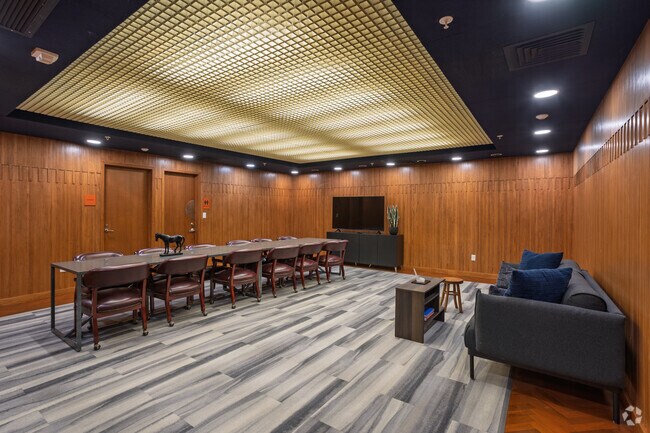 Board Room - Iowa Mutual Lofts