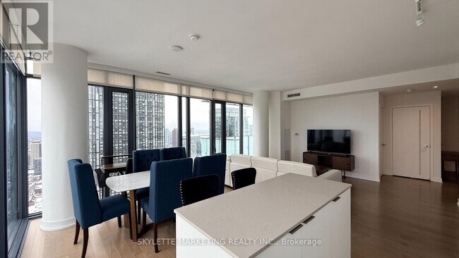 Photo - 20 Lombard St Unité 4011