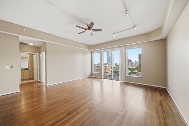 Photo - 3505 Sage Rd Unit 1003