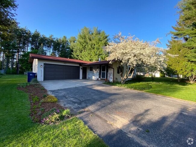 Building Photo - 10591 E Pico Dr Rental