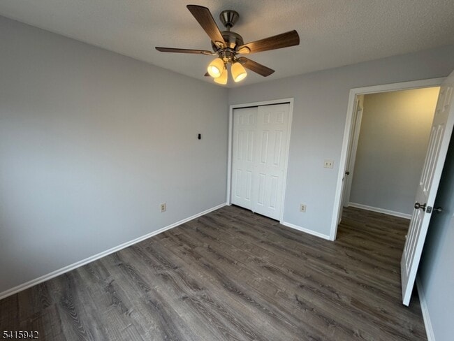 Photo - 6 Nashville Ct