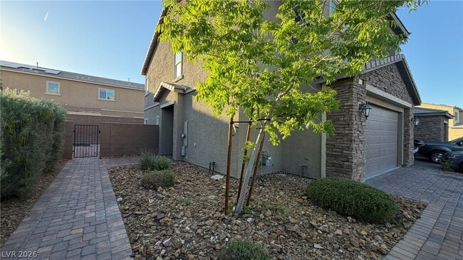 Photo - 6943 Denio Island St