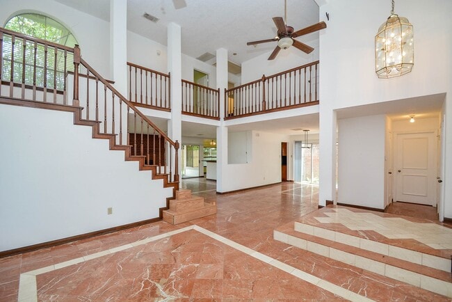 Building Photo - 1603 Beaconshire