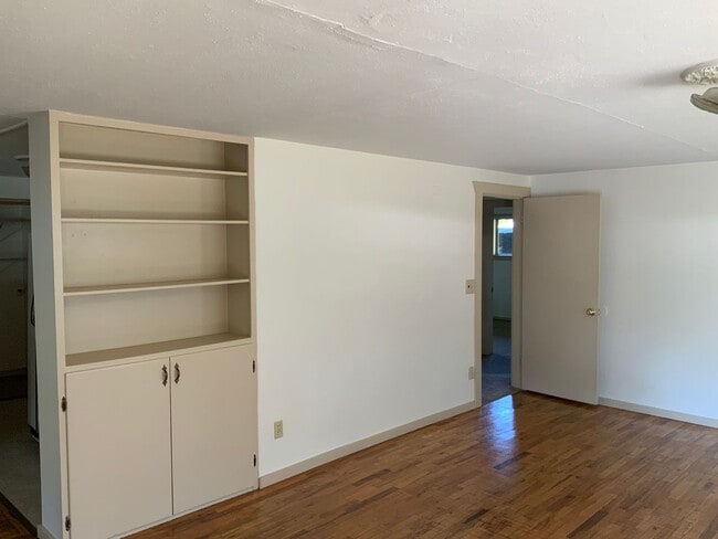 Photo - Jefferson St Duplex