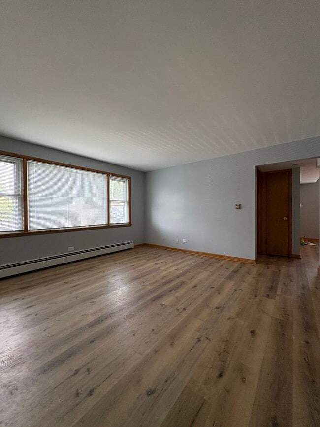 Building Photo - 4934 Harold Ave Unit 1D Rental