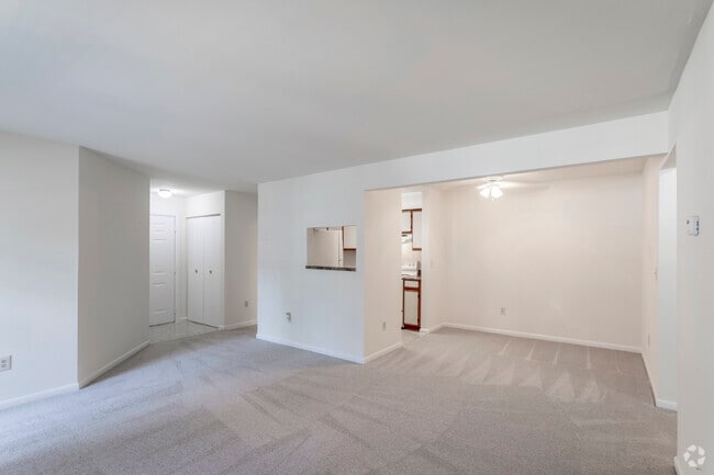1 HAB, 1 BA - 690 ft²