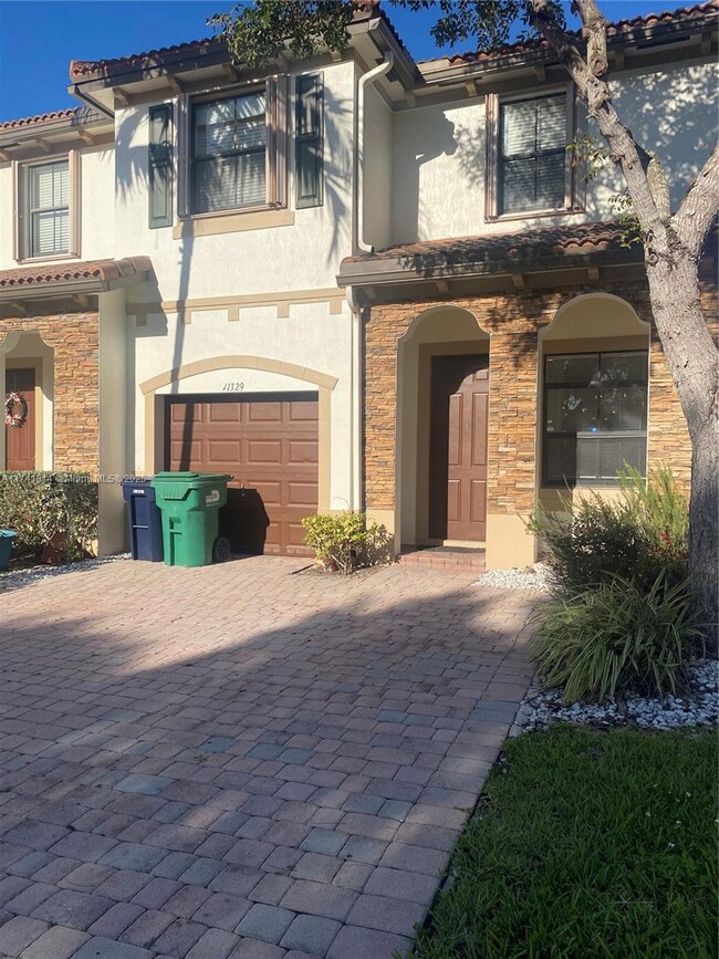 Photo - 11329 SW 234 Ln Townhome