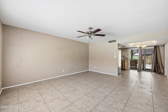Photo - 10411 N 11th Ave