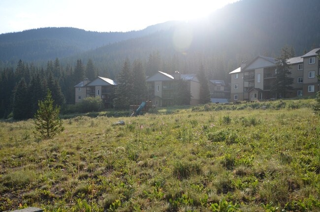 Photo - 3bed/2bath Condo, 10 minutes from Breck! Y...