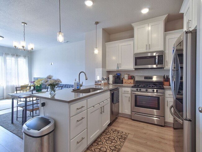 Photo - Like New Reed's Crossing Townhouse! Availa...