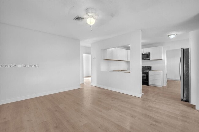 Photo - 841 NW 15th Terrace