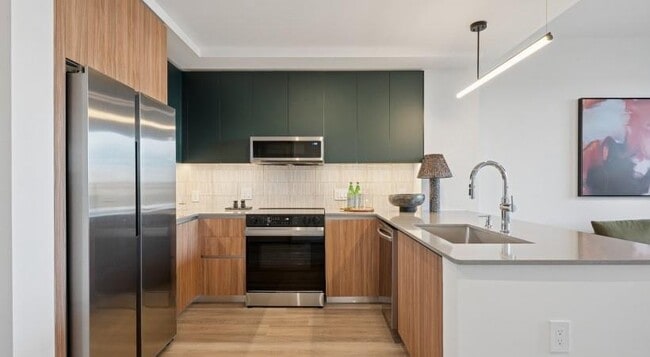 Building Photo - 660 11th St NW Unit 0907