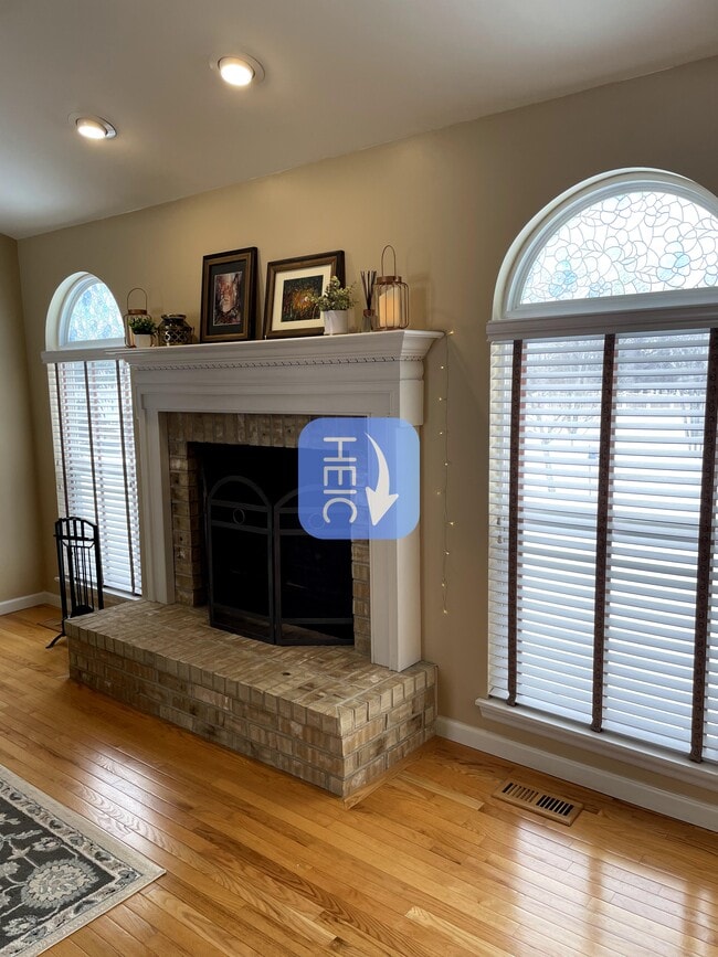 Photo - 16 Sea Pines Ct