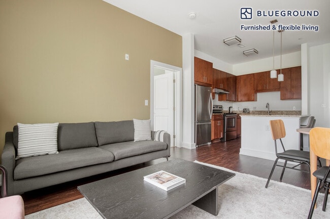 Photo - 90 Fawcett St Unidad FL3-ID933