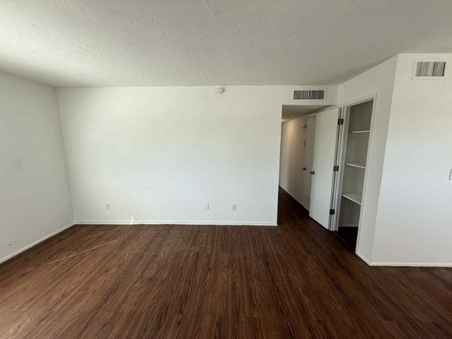 Photo - 1755 N 4th Ave