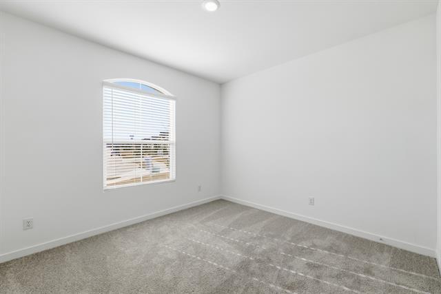 Photo - 4912 Ascot Way